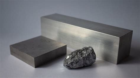 Tantalum: อโลหะหายากที่ปฏิวัติวงการอิเล็กทรอนิกส์และอุตสาหกรรมแอโรสเปซ!